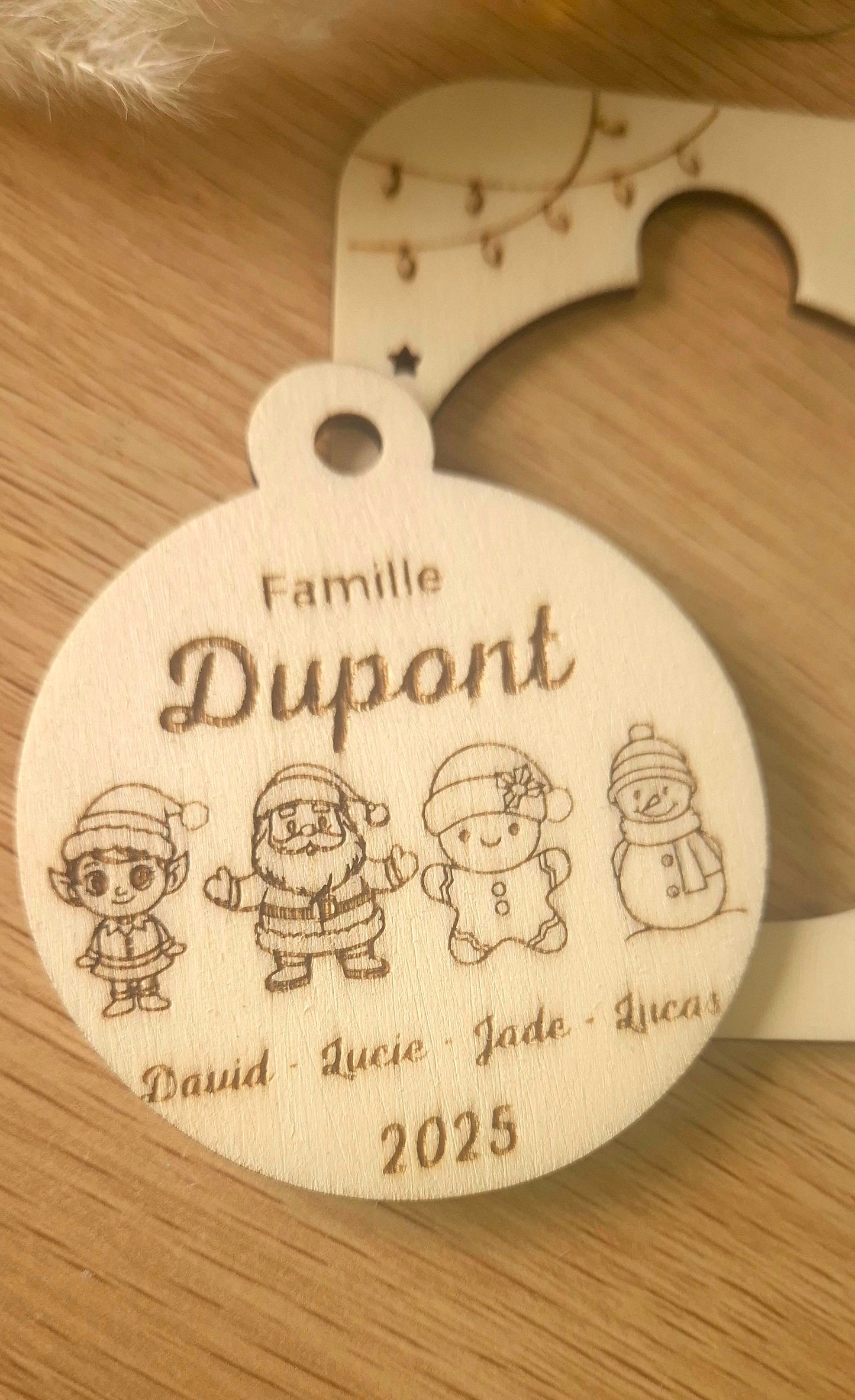Famille – Boule de Noël Personnalisée