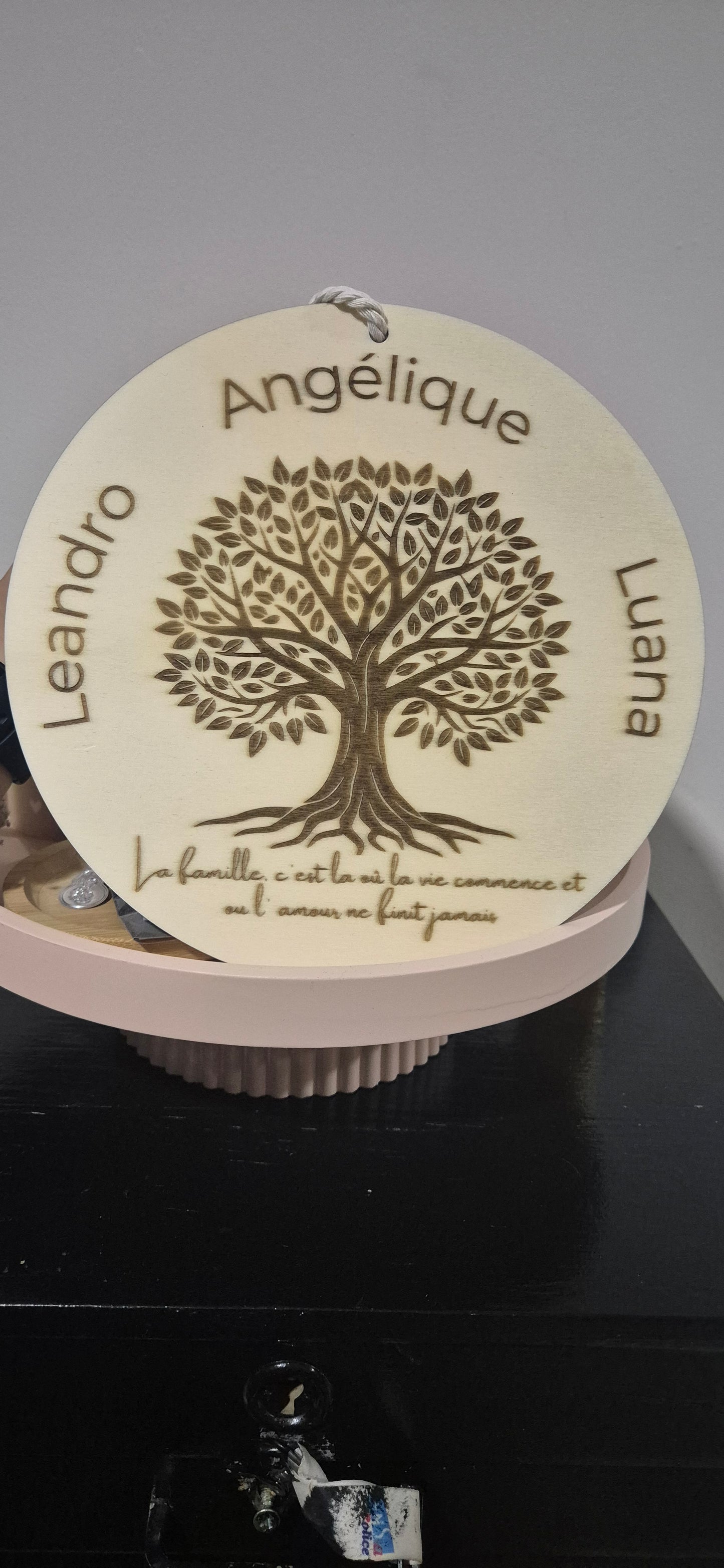 Arbre de Vie Familial Personnalisé – Rond en Bois 20 cm